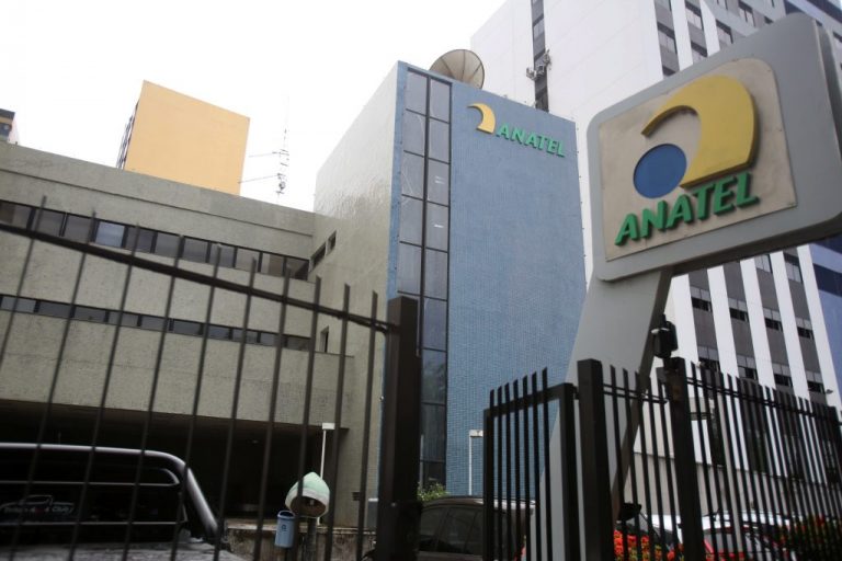 Anatel lança plano para combater concorrência desleal e regularizar banda larga fixa